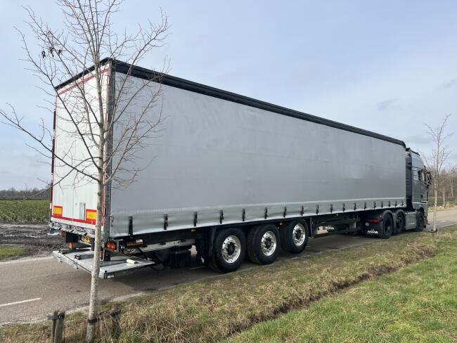 2018 Schmitz Cargobull 3CB 3ST Schuifzeil Oplegger - Liftas - Laadklep - Schuifdak - Alcoa LT587 | Transport | Opleggers