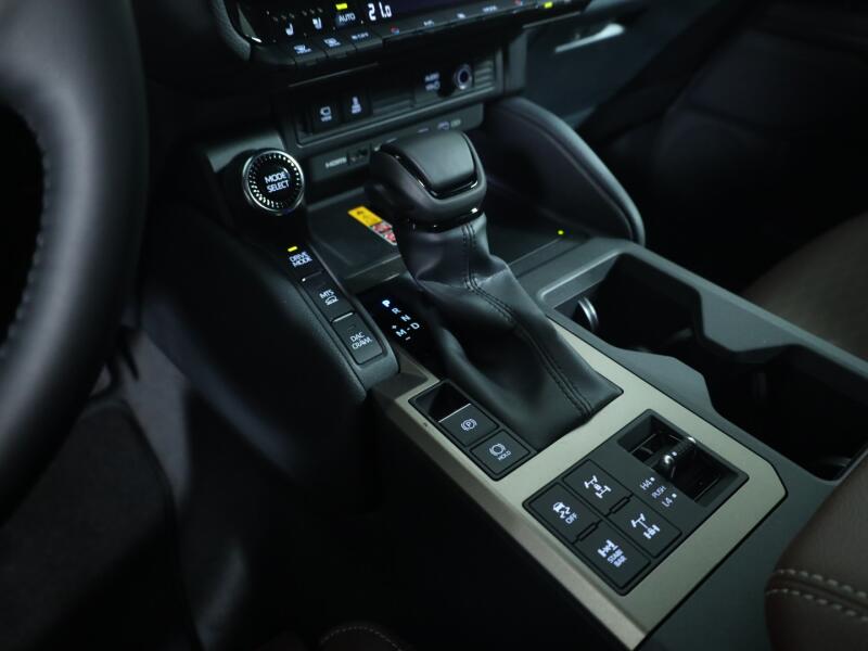 2024 Toyota Land Cruiser 250 First Edition 7 Persoons VK9958 | Transport | Auto's