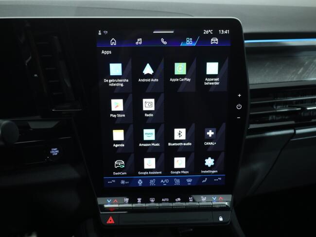 2025 Renault Rafale 1.2 E-Tech Full Hybrid, 4WS, Pano, HUD VT1045 | Transport | Auto's