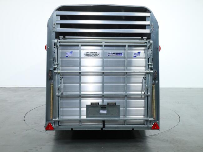 2026 Ifor Williams TA510 16x7 (497x178x212cm) Dubbeldeks Schapentrailer/ Veetrailer VT1087 | Aanhangwagen | Veetrailer